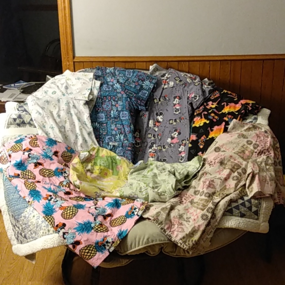 Women's scrub tops